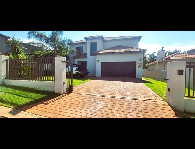 4 BEDROOM HOUSE FOR SALE IN AMBERFIELD